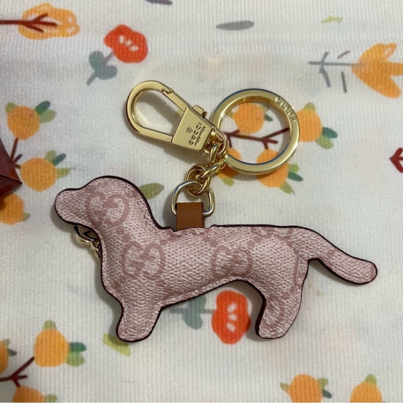 Gucci Dachshund-Shaped Keychain - Picture 2 of 9